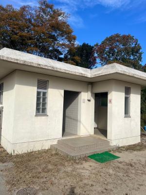 トイレ外観