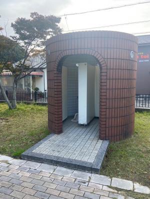 トイレ外観