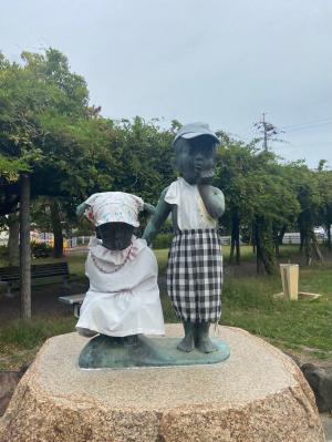 子どもの銅像