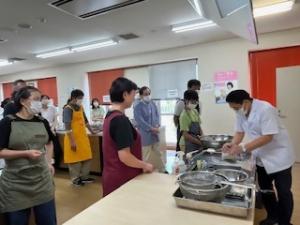そば打ち教室の様子 講師実践